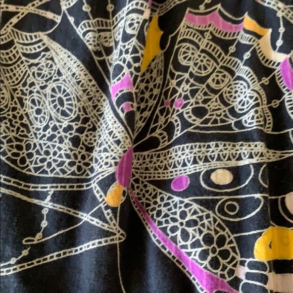 Butterfly Blouse - Picture 2 of 6